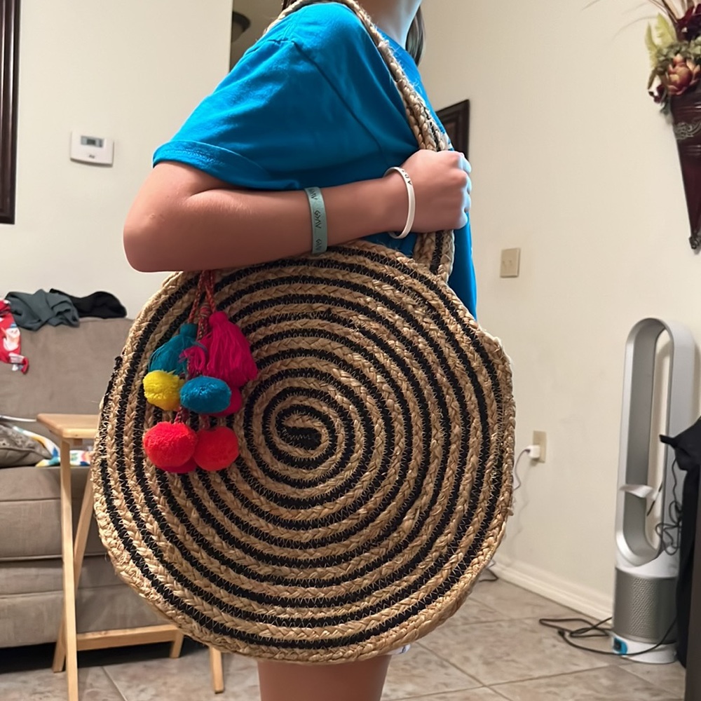 Purse - Picture 4 of 4